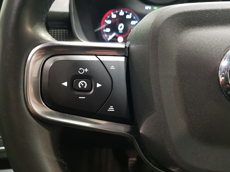 Used Volvo XC40 2021 for sale - 77251571: Photo 14