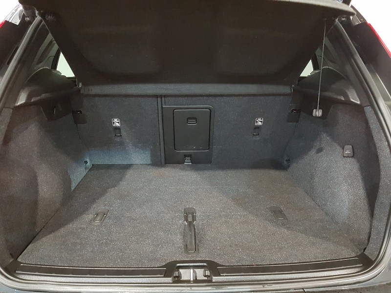 Used Volvo XC40 2021 for sale - 77251571: Photo 8