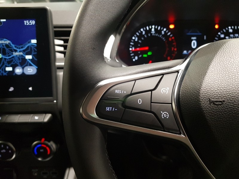 Used Renault Captur 2021 for sale - 77329644: Photo 15