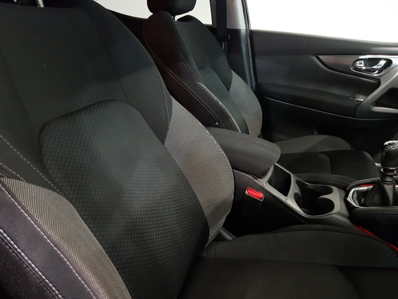 Used Nissan Qashqai 2018 for sale - 77922315: Photo 17