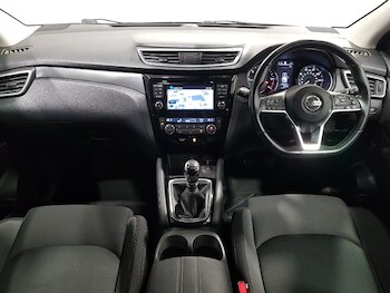 Used Nissan Qashqai 2018 for sale - 77922315: Photo