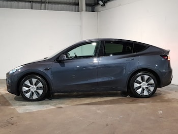 Used Tesla Model Y 2022 for sale - 77105306: Photo