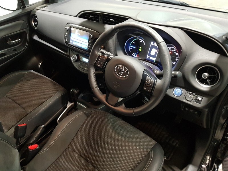 Used Toyota Yaris 2019 for sale - 77907336: Photo 16