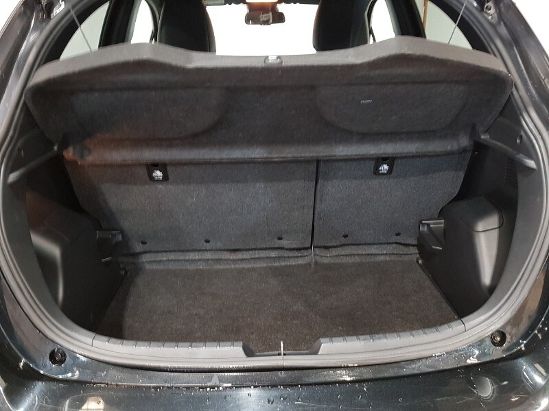 Used Toyota Yaris 2019 for sale - 77907336: Photo 8