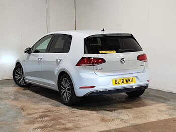 Used Volkswagen Golf 2018 for sale - 77509261: Photo