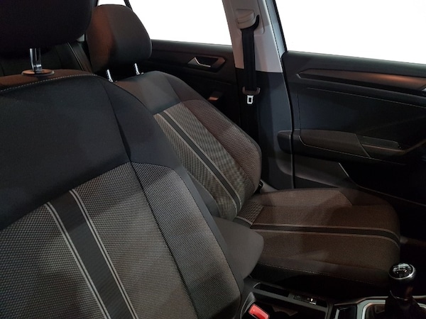 Used Volkswagen T-Roc 2018 for sale - 76116457: Photo 17