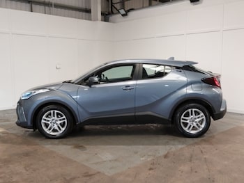 Used Toyota C-HR 2023 for sale - 78994577: Photo