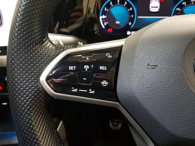 Used Volkswagen Golf 2023 for sale - 77105260: Photo 14