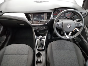 Used Vauxhall Crossland 2022 for sale - 76268989: Photo 2