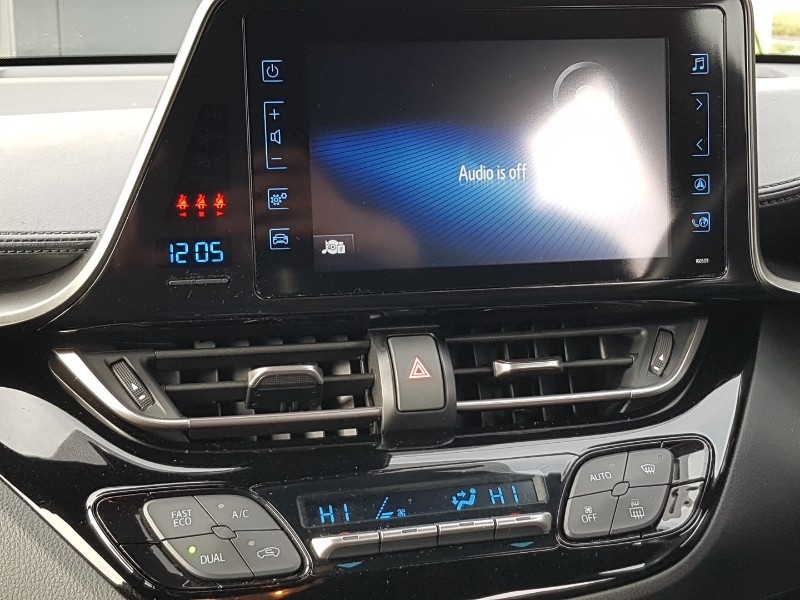 Used Toyota C-HR 2018 for sale - 76471591: Photo 11