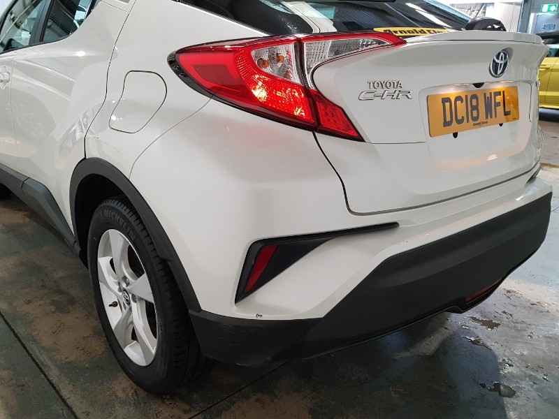 Used Toyota C-HR 2018 for sale - 76471591: Photo 18