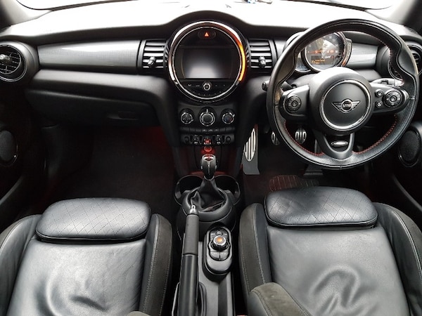 Used MINI Hatch 2019 for sale - 76213060: Photo 2