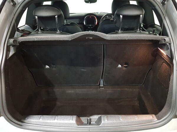 Used MINI Hatch 2019 for sale - 76213060: Photo 8