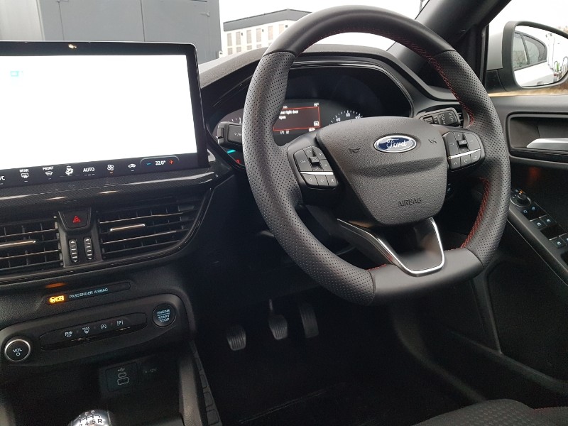 Used Ford Focus 2023 for sale - 76721375: Photo 10