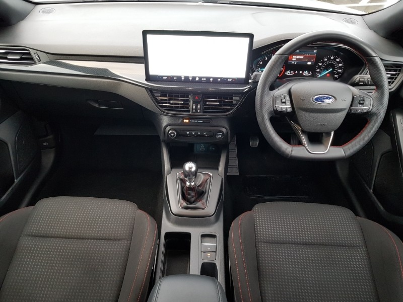 Used Ford Focus 2023 for sale - 76721375: Photo 2
