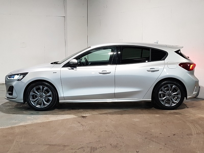 Used Ford Focus 2023 for sale - 76721375: Photo 4