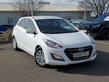 Used Hyundai i30 2016 for sale - 78274420: Photo