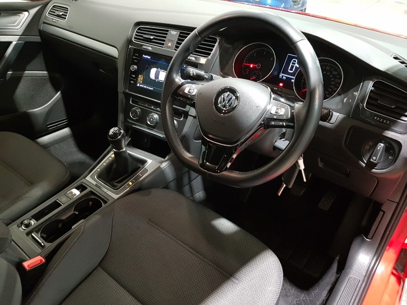 Used Volkswagen Golf 2019 for sale - 76932434: Photo 16