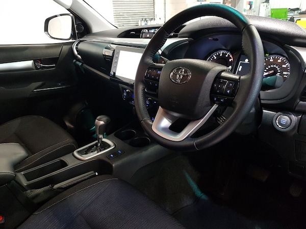 Used Toyota Hilux 2023 for sale - 76199126: Photo 16