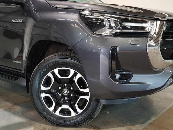 Used Toyota Hilux 2023 for sale - 76199126: Photo 9