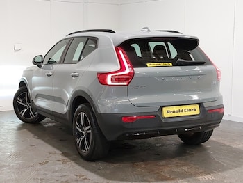Used Volvo XC40 2023 for sale - 79605630: Photo