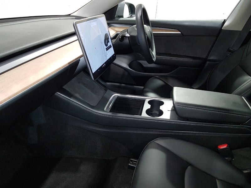 Used Tesla Model 3 2021 for sale - 76983307: Photo 5