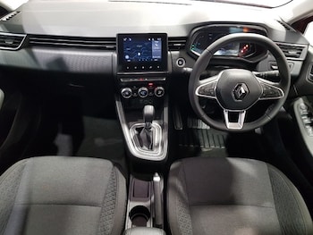 Used Renault Clio 2022 for sale - 76925182: Photo