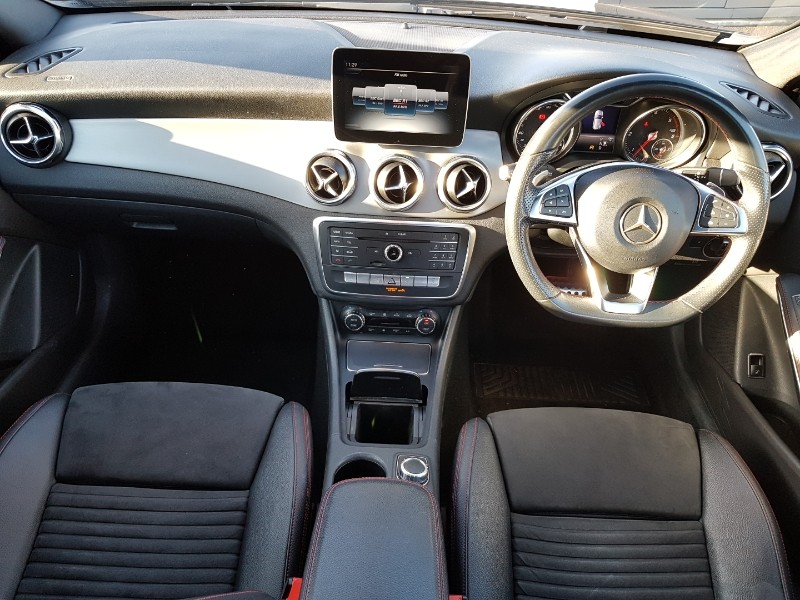 Used Mercedes-Benz GLA 2018 for sale - 76864623: Photo 2