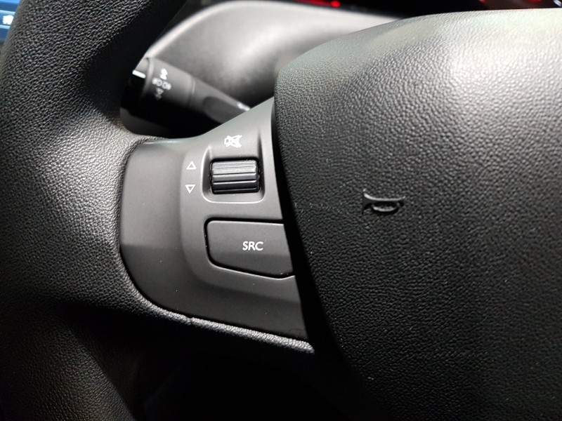 Used Peugeot 208 2015 for sale - 77004331: Photo 13