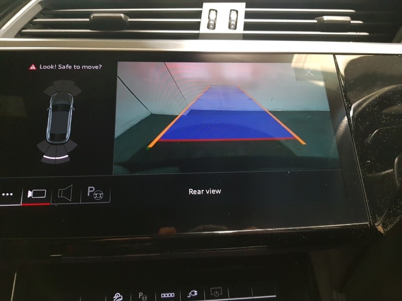 Used Audi e-tron 2022 for sale - 76970128: Photo 13