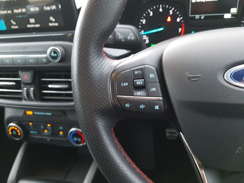 Used Ford Focus 2019 for sale - 76656632: Photo 17