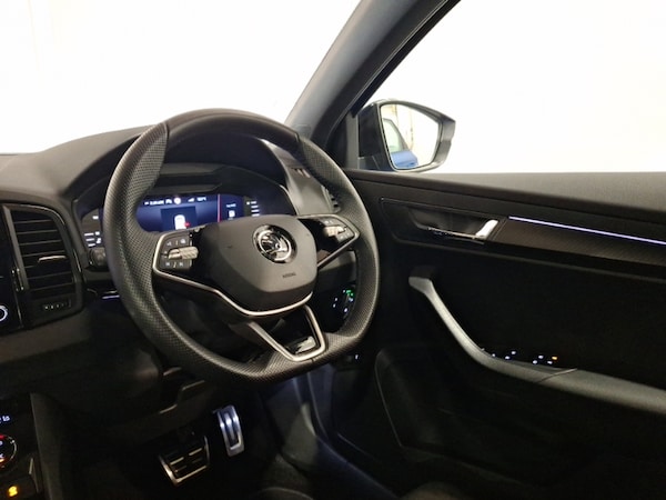 Used Skoda Karoq 2024 for sale - 76221347: Photo 10