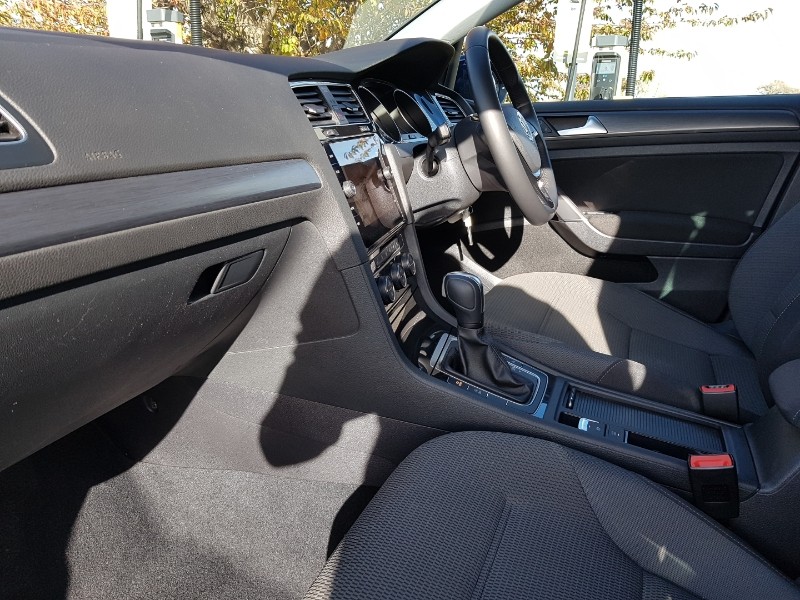 Used Volkswagen Golf 2020 for sale - 76392902: Photo 5