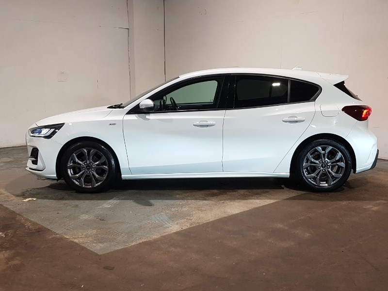 Used Ford Focus 2022 for sale - 76970122: Photo 4