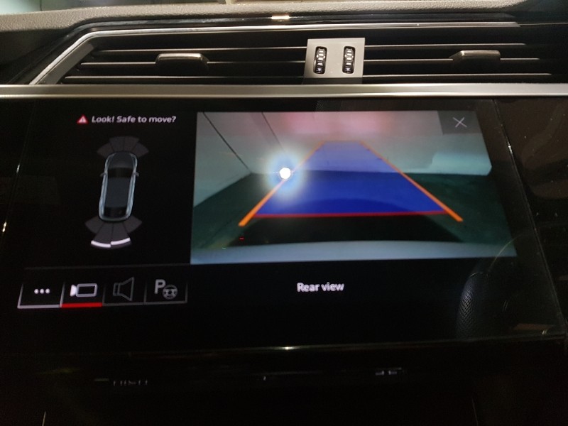 Used Audi e-tron 2022 for sale - 76839262: Photo 13