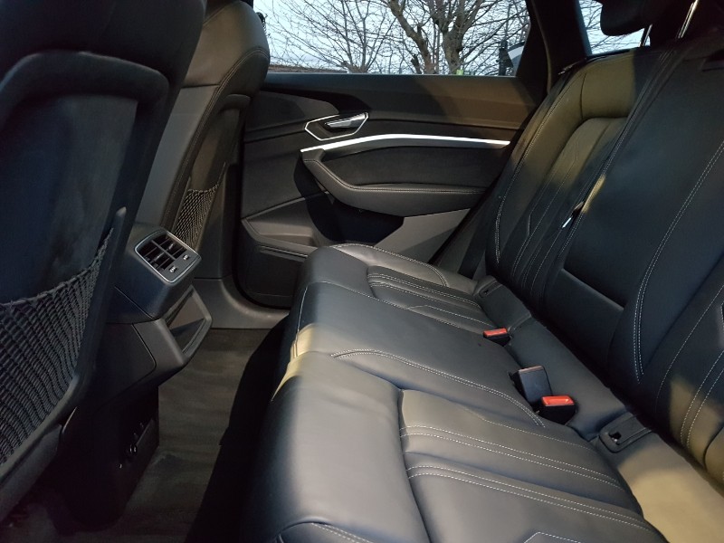 Used Audi e-tron 2022 for sale - 76839262: Photo 6