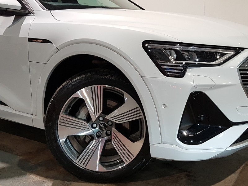 Used Audi e-tron 2022 for sale - 76839262: Photo 9