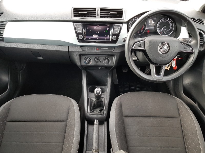 Used Skoda Fabia 2018 for sale - 76726452: Photo 2