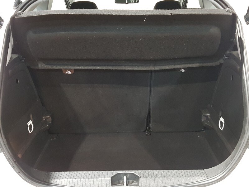 Used Vauxhall Corsa 2016 for sale - 77049462: Photo 8