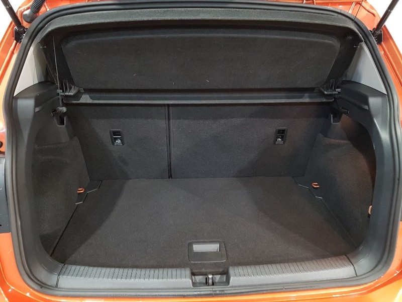 Used Volkswagen T-Cross 2023 for sale - 76471607: Photo 8