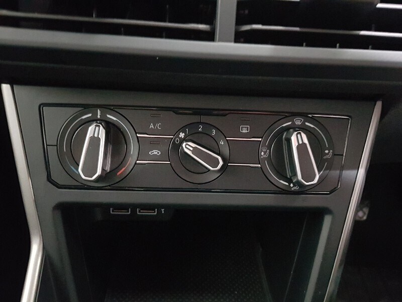 Used Volkswagen Polo 2019 for sale - 77987813: Photo 13