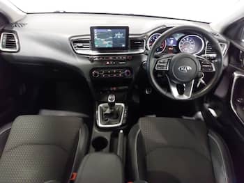 Used Kia Ceed 2018 for sale - 79718616: Photo