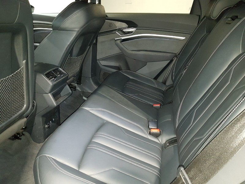 Used Audi e-tron 2022 for sale - 77596031: Photo 6