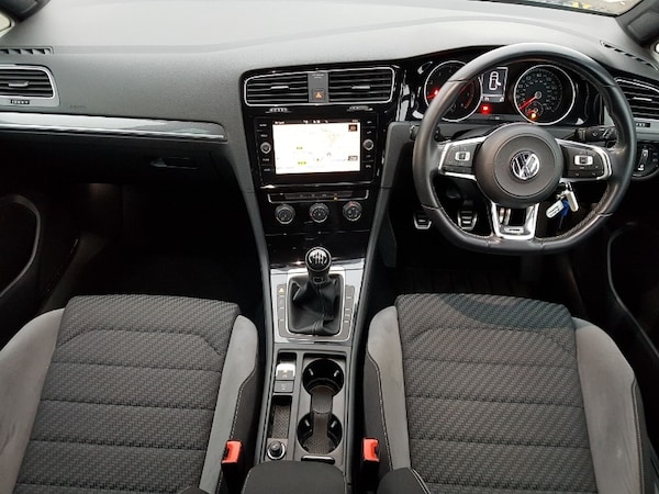Used Volkswagen Golf 2019 for sale - 76321266: Photo 2