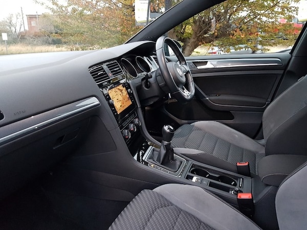 Used Volkswagen Golf 2019 for sale - 76321266: Photo 5