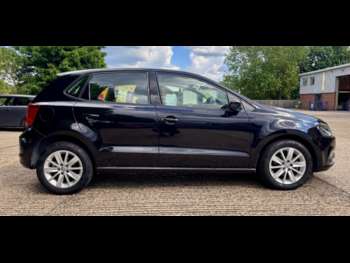 Used Volkswagen Polo 2014 for sale - 74751651: Photo