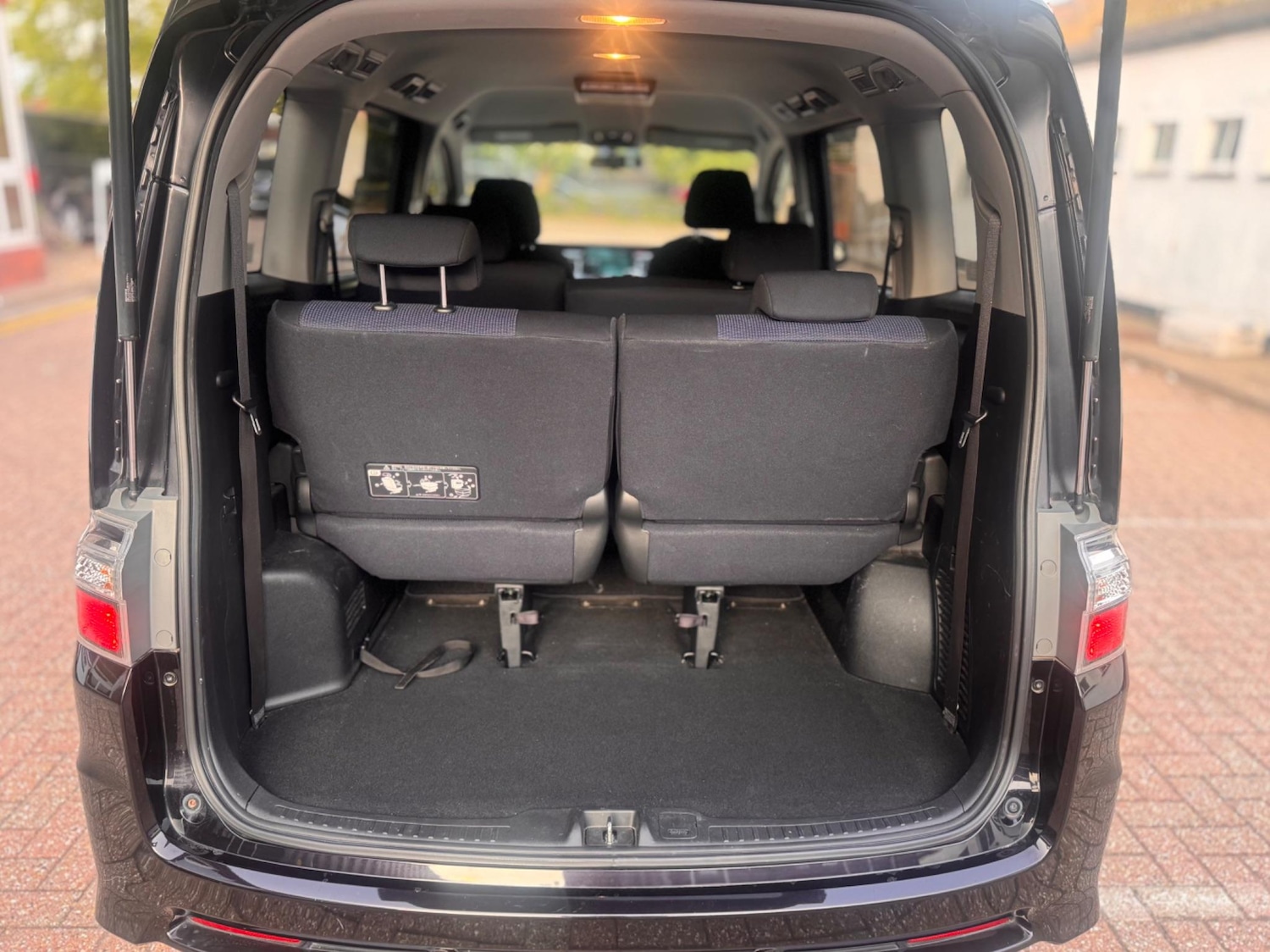 Vehicle 29