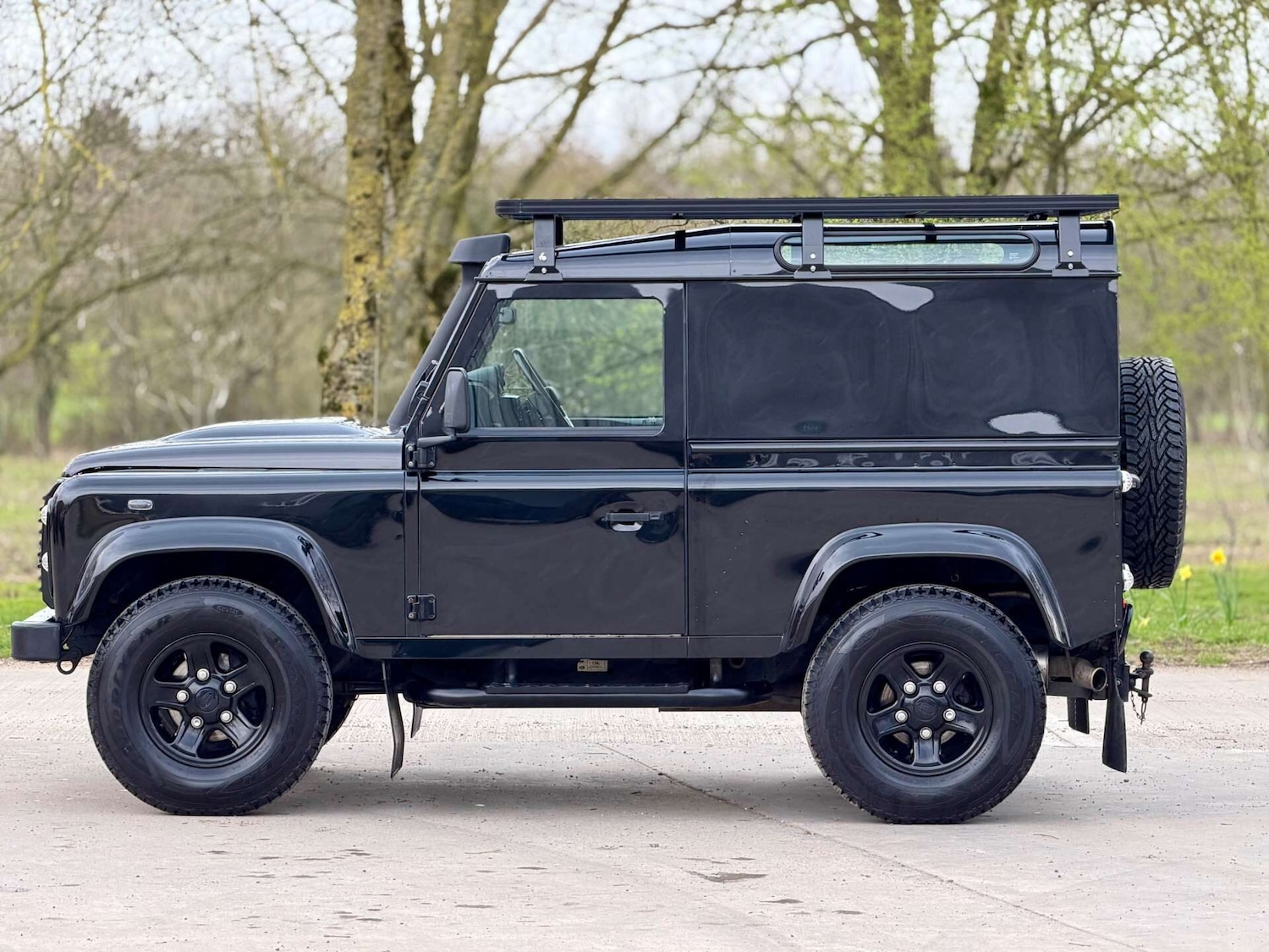 Used Land Rover Defender 2016 for sale - 77915530: Photo 16