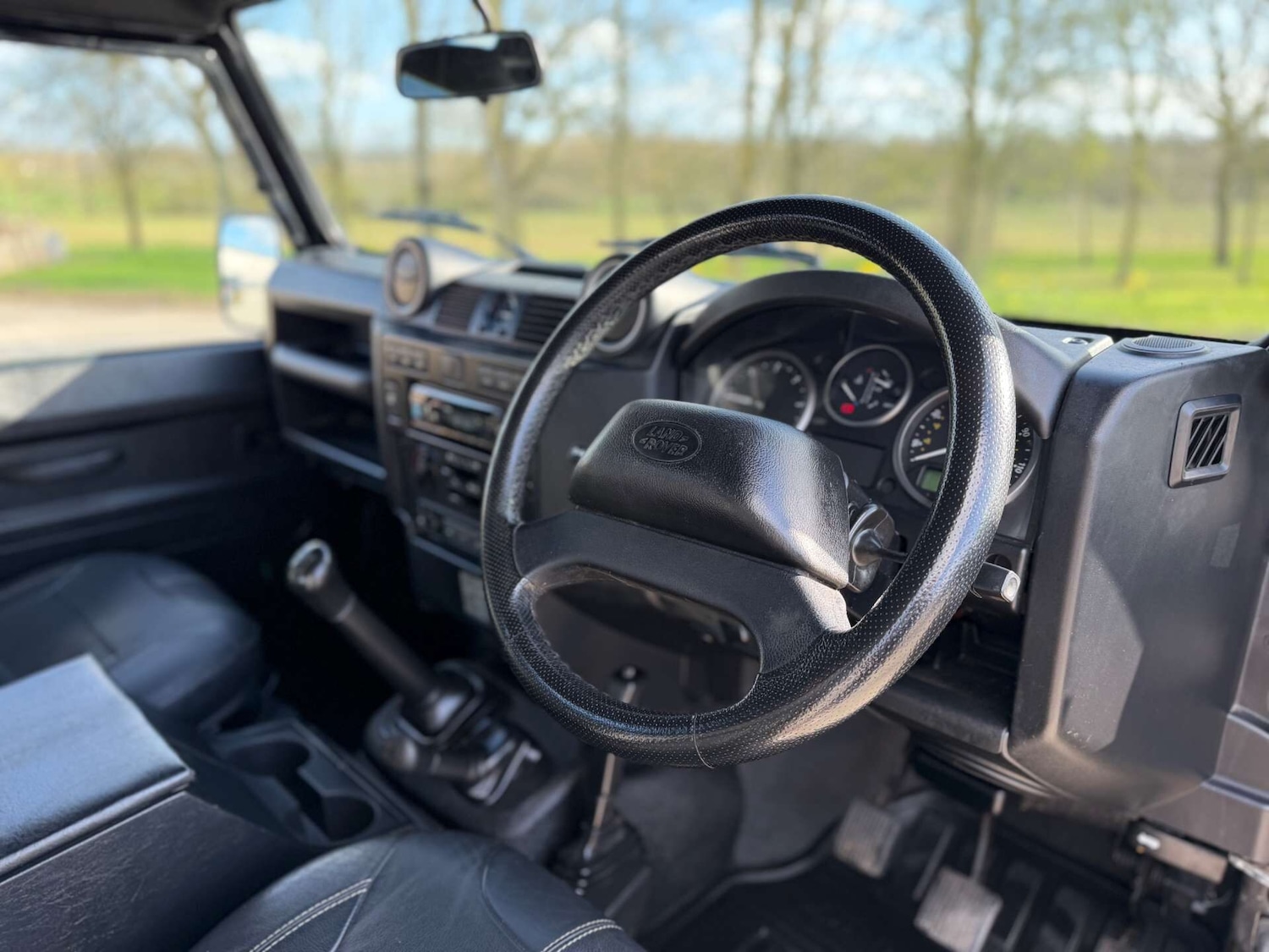 Used Land Rover Defender 2016 for sale - 77915530: Photo 17