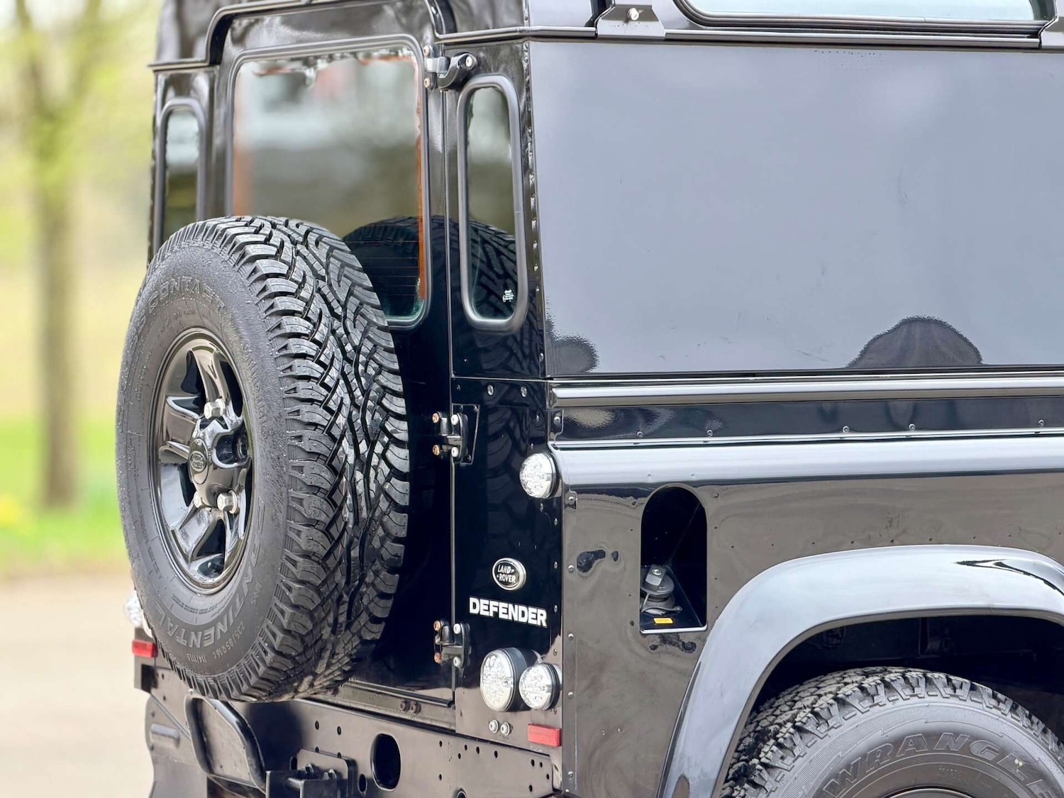 Used Land Rover Defender 2016 for sale - 77915530: Photo 18